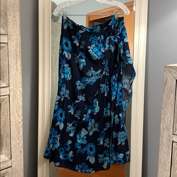 SOLD - Picture 2 of 6